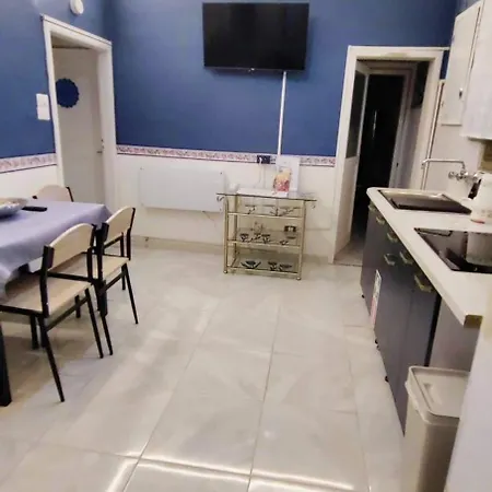 Gara Home- Airport